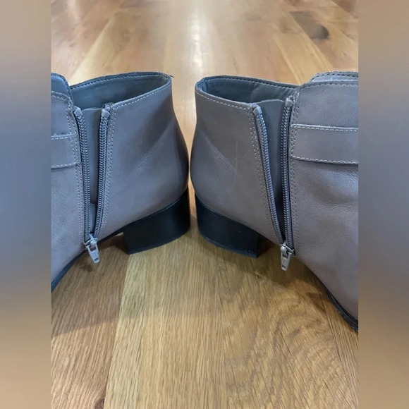 Naturalizer Dora Modern Grey Leather Ankle Boots Size 9.5 - Picture 10 of 14